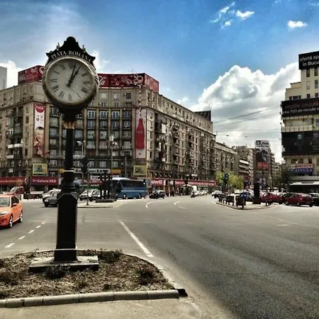 Kiwi Apart-hotel 1br Wi-fi Free - Close To Old Town - Cozy Location - Shorter Or Longer - R&m Boutique דירה *