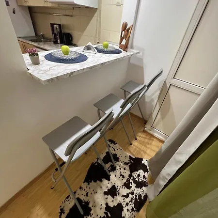 דירה Kiwi Apart-hotel 1br Wi-fi Free - Close To Old Town - Cozy Location - Shorter Or Longer - R&m Boutique בוקרשט